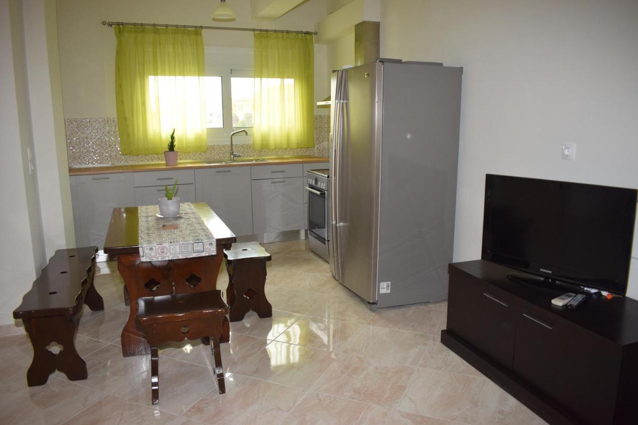 Mary'S Apartments Close To The Sea Agios Georgios  Exterior foto