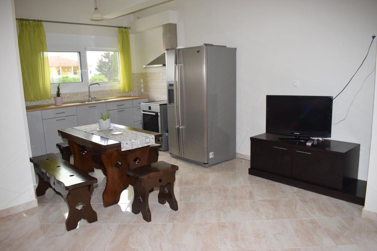 Mary'S Apartments Close To The Sea Agios Georgios  Exterior foto