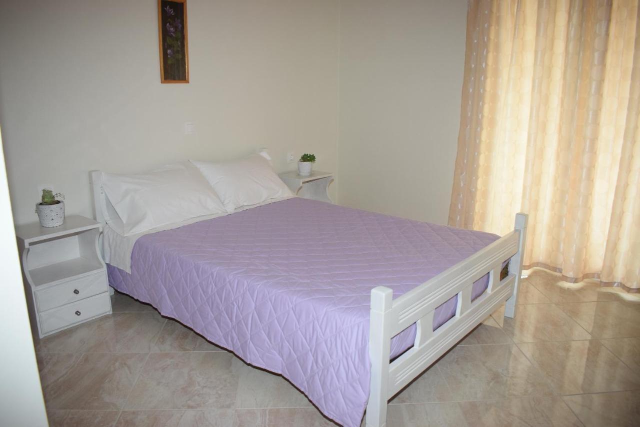 Mary'S Apartments Close To The Sea Agios Georgios  Exterior foto