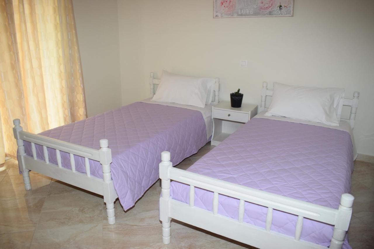 Mary'S Apartments Close To The Sea Agios Georgios  Exterior foto