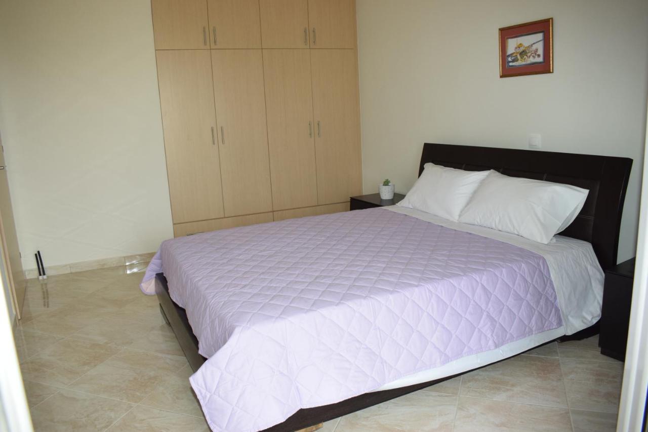 Mary'S Apartments Close To The Sea Agios Georgios  Exterior foto